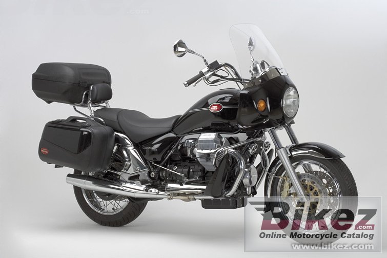 Big Moto Guzzi california touring picture and wallpaper from Bikez.com
